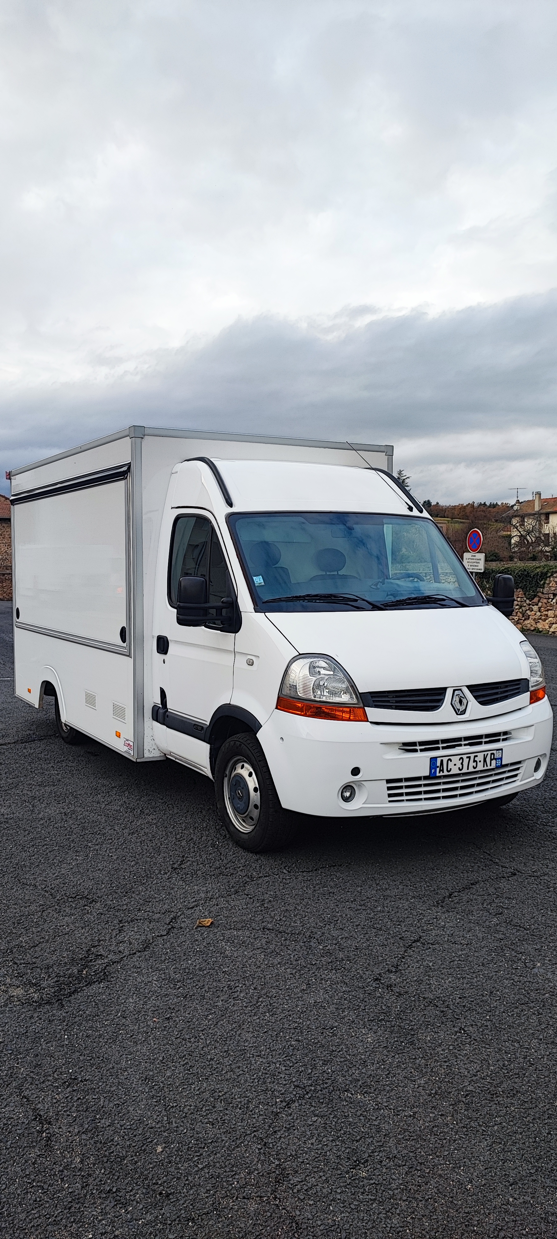 Food truck Renault master 2 à 43130 — occasion