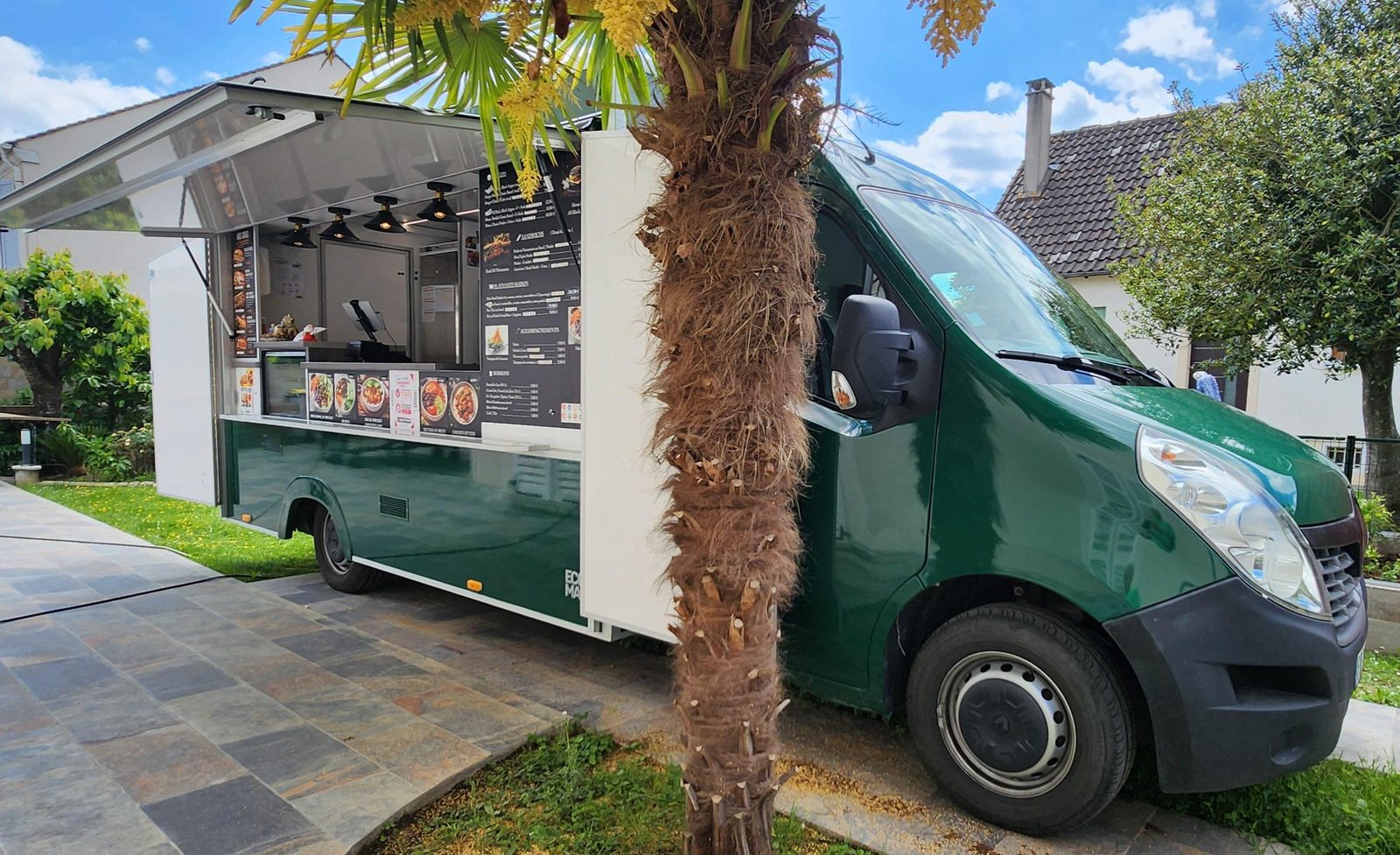 Food truck Renault Master L3H2 VASP Magasin — 102 000 km à Bussy-Saint-Georges (77) — occasion